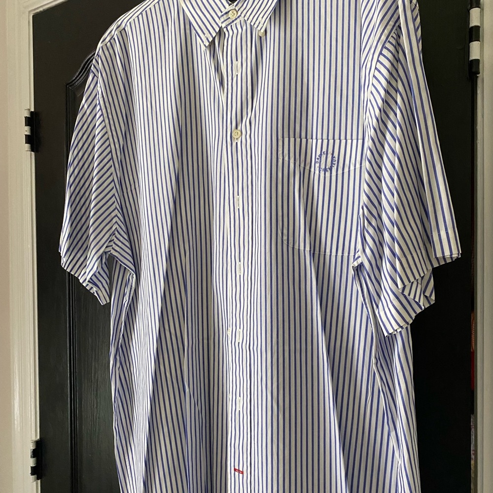 Daniel Cremieux White and Blue Striped Button Down Shirt